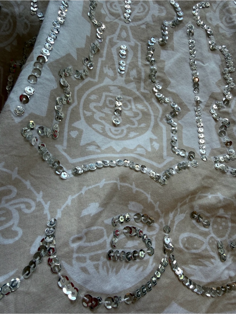SilkLand Beige & White Embellished Circle Skirt - Picture 4 of 8